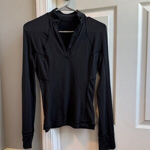 Lululemon It's Rulu Half Zip size 4